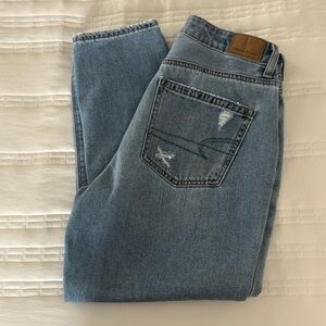 American Eagle Mom Jean